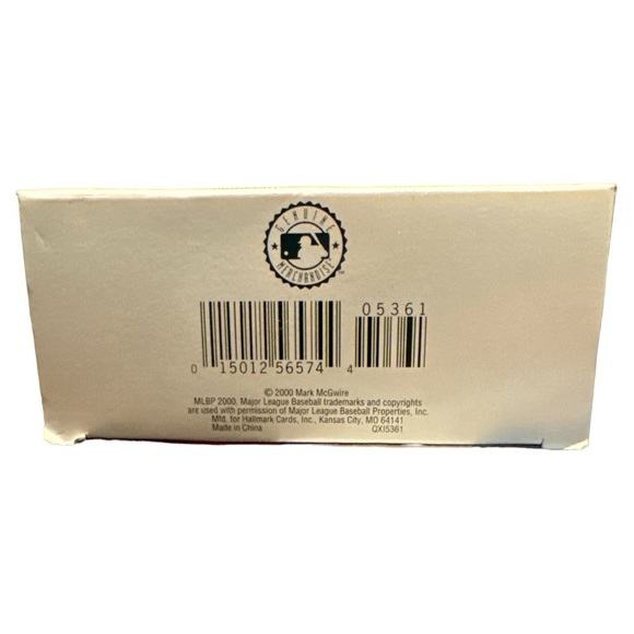 2000 Hallmark Keepsake Ornament. Mark McGwire at the Ballpark Collector’s Series - Picture 3 of 8